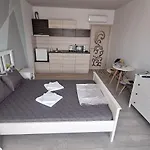 Apartament Beachfront One Bedroom Diamond Sarafovo студио в Diamond сарафово Burgas