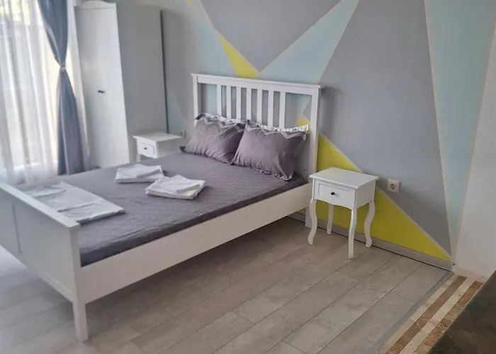 Апартамент Beachfront One Bedroom Diamond Sarafovo студио в Diamond сарафово