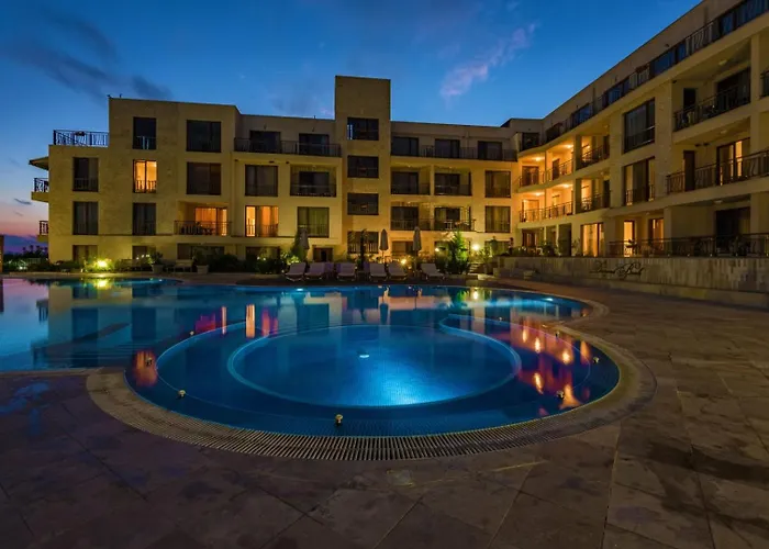 Апартамент Beachfront One Bedroom Diamond Sarafovo студио в Diamond сарафово